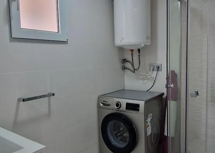 Atico Levante شقة *